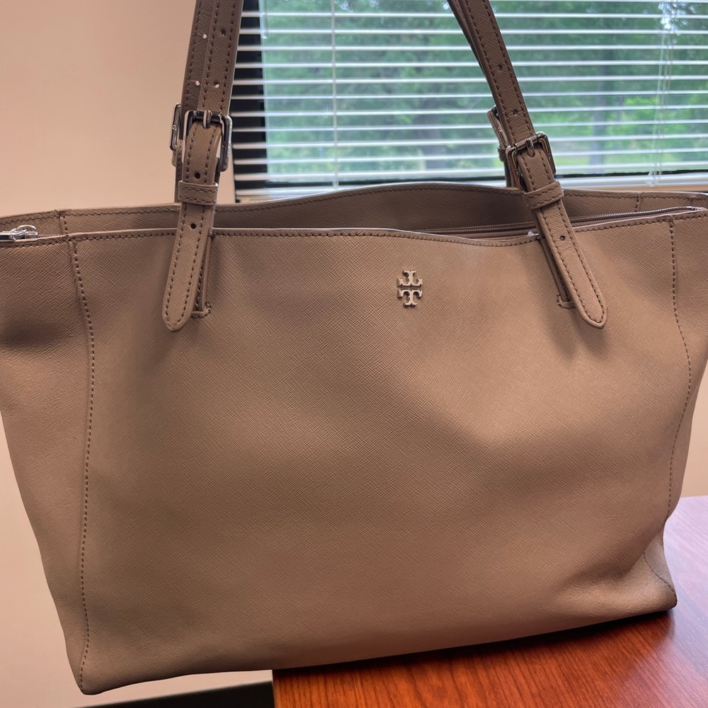 Tory Burch Nude/Gray Tote